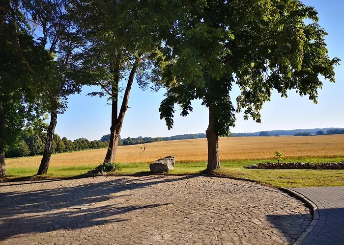 Bahnhof * Hohen Mistorf