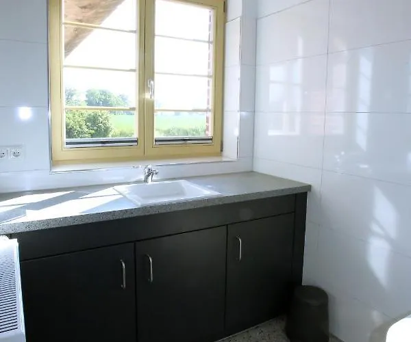 Lägenhet Bahnhof Hohen Mistorf